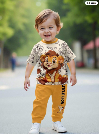 Conjunto de pantalones y camiseta